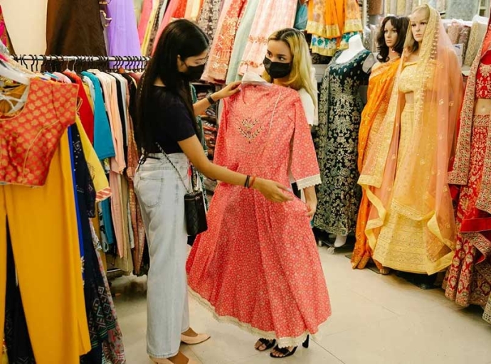 Retail sales rise by 8% Y-o-Y in July 2025
