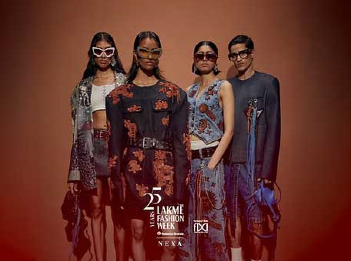 LakmeFashionWeek