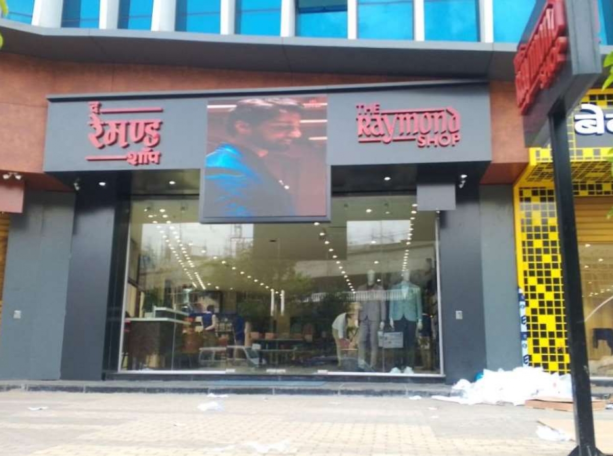 Raymond strengthens premium fashion presence with new Mumbai outlet